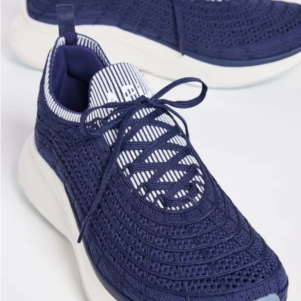 APL Women's Techloom Zipline Sneakers